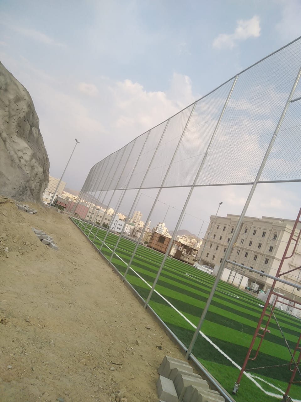 من أعمال مقاول شبوك — عمل شبك منفّذ بالكامل